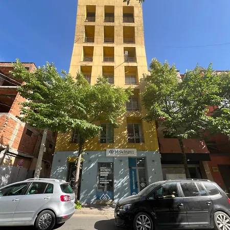 Elda Yellow Palace, Pazari I Ri Apartmán *