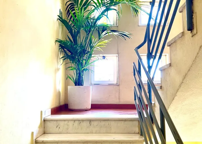 Elda Yellow Palace, Pazari I Ri Apartment *