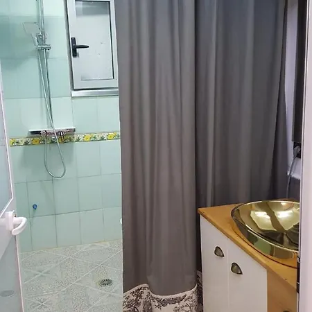 Elda Yellow Palace, Pazari I Ri Apartamento Tirana