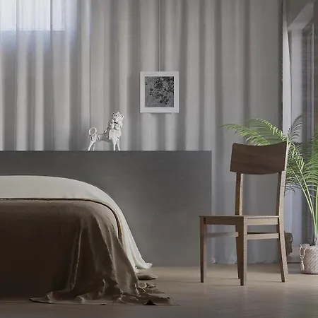 Elda Yellow Palace, Pazari I Ri Tirana