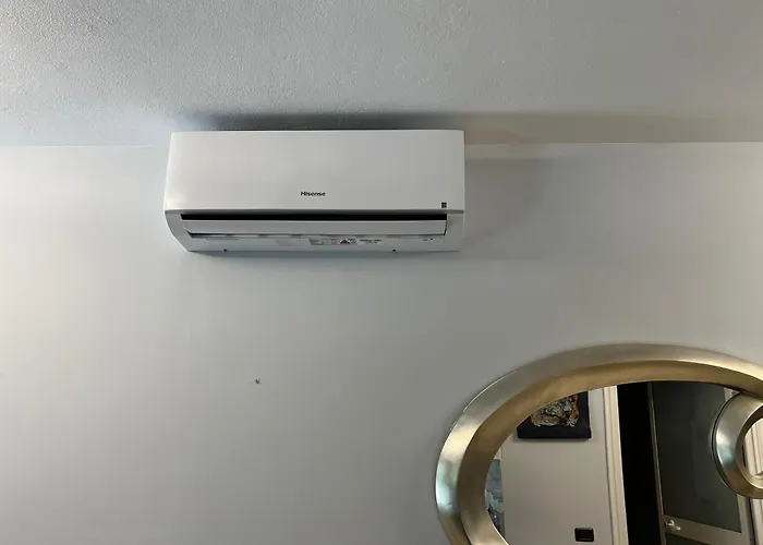 דירה Elda Yellow Palace, Pazari I Ri טיראנה