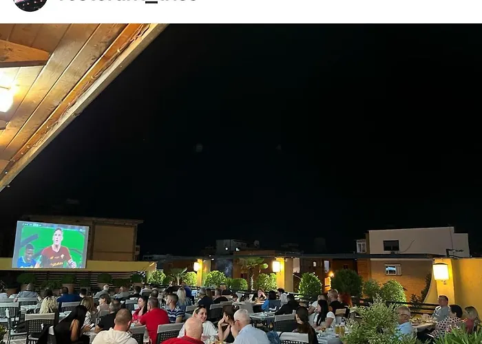 דירה Elda Yellow Palace, Pazari I Ri *