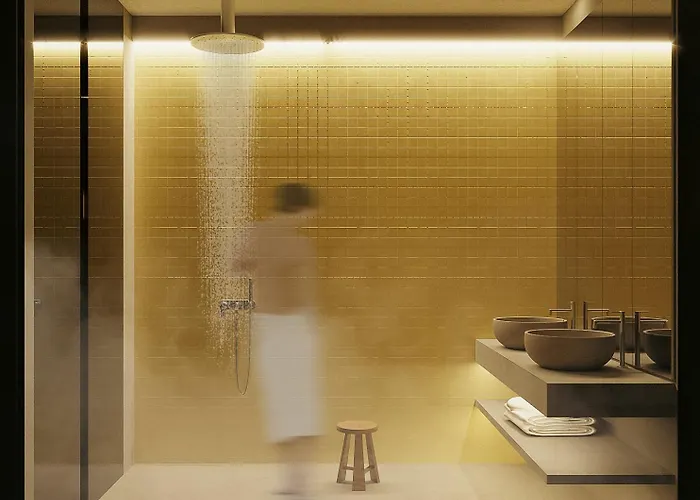 Elda Yellow Palace, Pazari I Ri