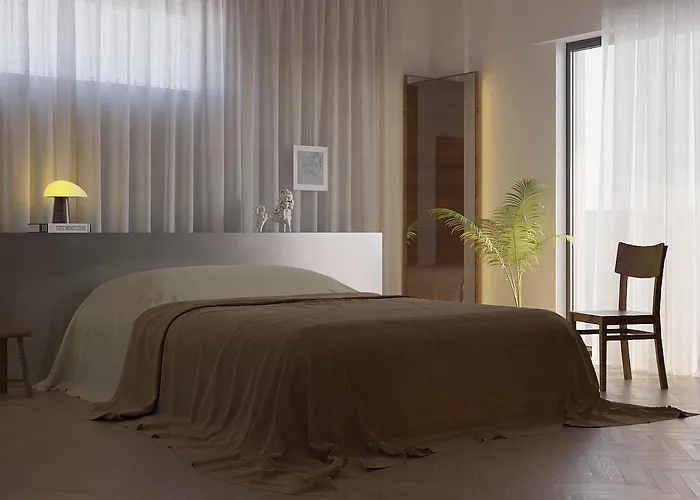 Elda Yellow Palace, Pazari I Ri ティラナ